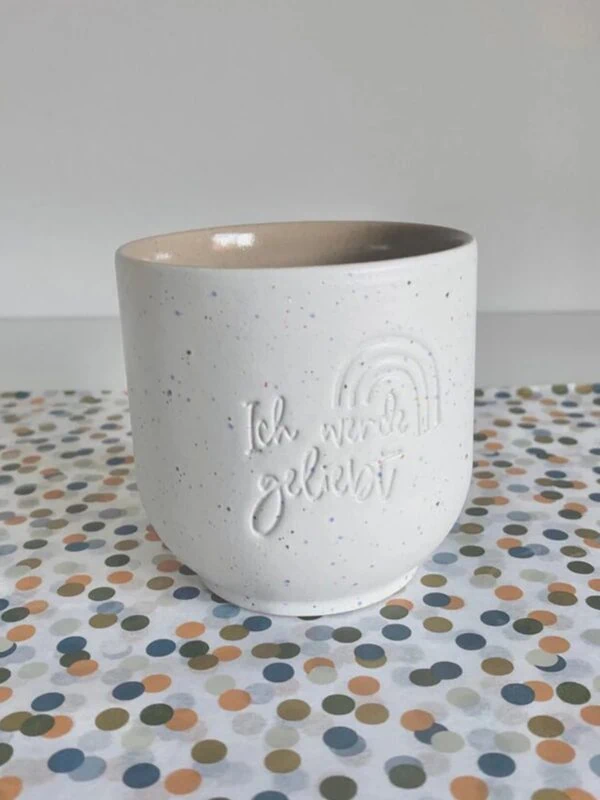 UNIK.HUS Dear Benno Tasse Becher Ich werde geliebt taupe