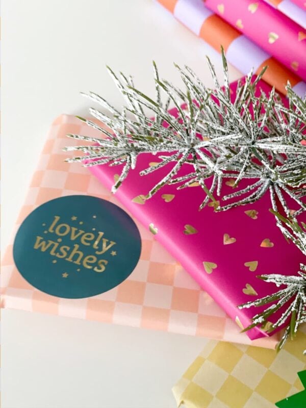 UNIK.HUS Geschenkpapier doppelseitig goldene Herzen, Pink, Schachbrettmuster Orange