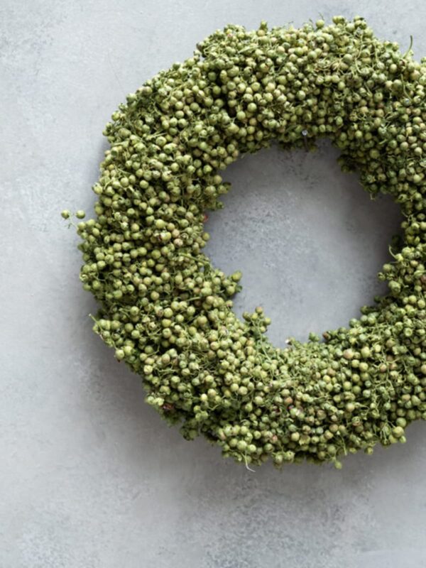 UNIK:HUS Couronne pepperberry wreath pfefferbeerenkranz oliv