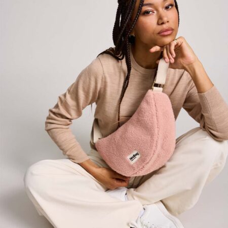 UNIK.HUS hindbag Halbmond-Tasche Andrea Teddy puderrosa